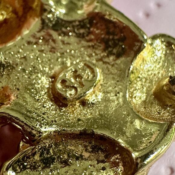 Steinmetz Vintage Brooch Bunny Pin Enamel/Gold Tone "Signed" 80's Spring READ - Picture 4 of 7